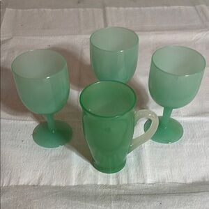 Mint Green Drinkware Set for Dining